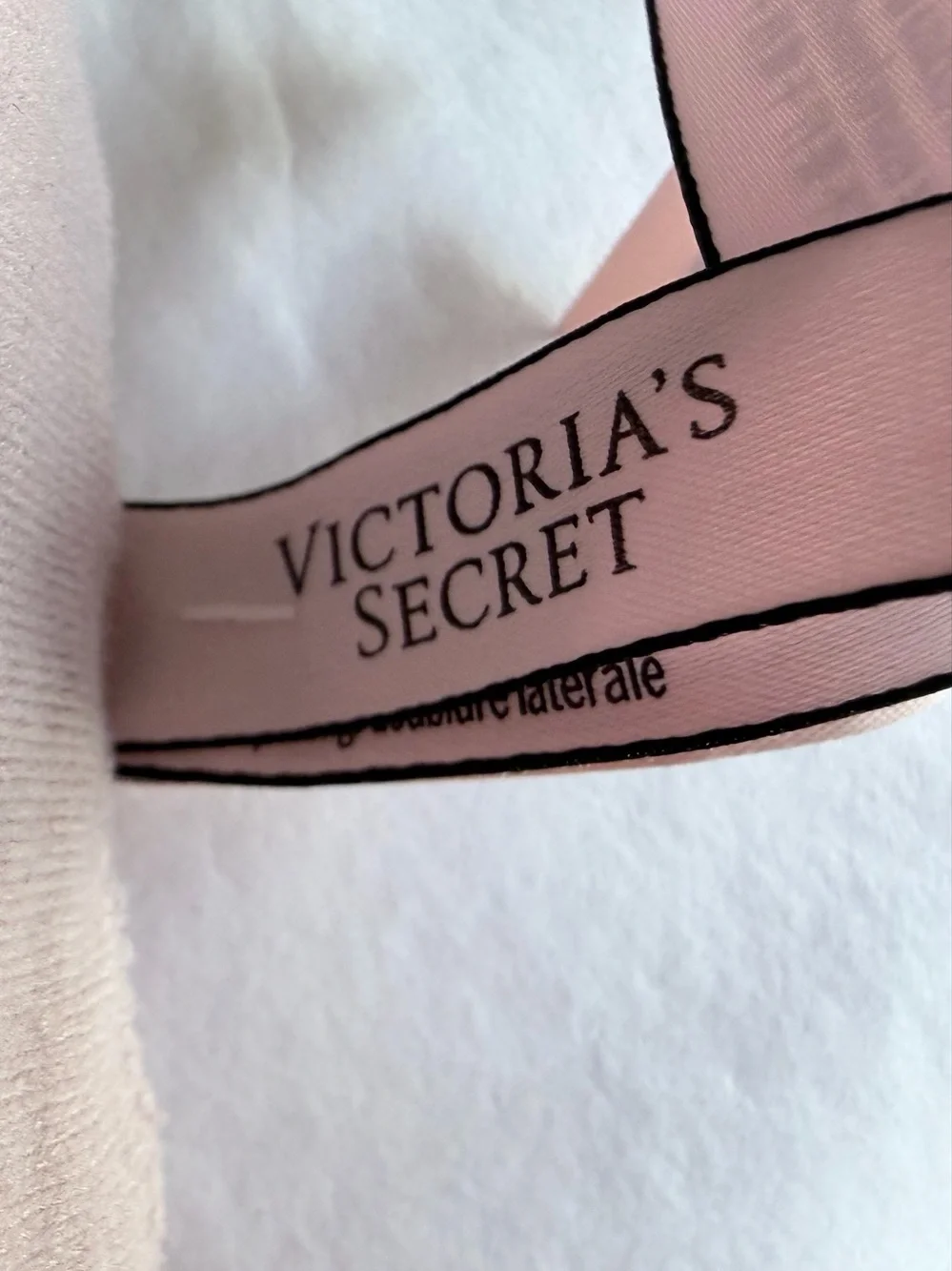 Victoria's Secret Mauve Lace-Edged Hook-Back Bra Size 34C